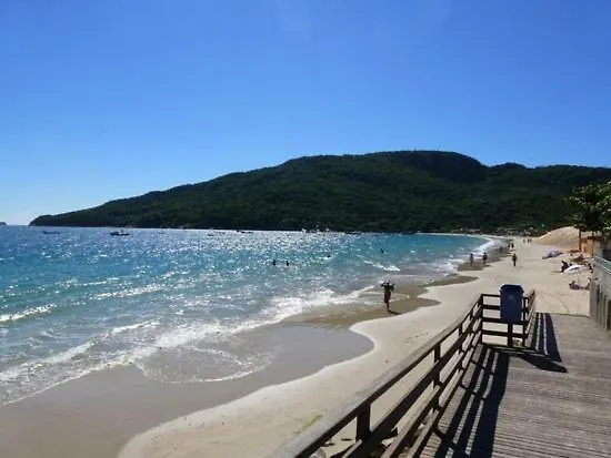 Temporada Ingleses Mar Florianopolis Brazil